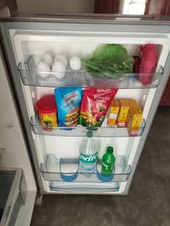 Green fridge Hain bhoat saf Hain