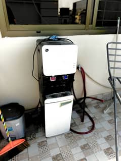 PEL 316 premier water dispenser