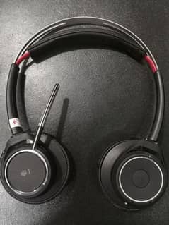 Plantronics voyager Focus 1 Headphones