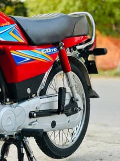 honda cd 70 brand new condition ha total janain