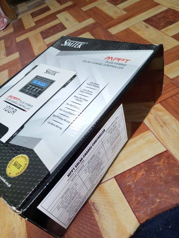 simtek MPPT plus hybrid Soler charge controller 80A 1