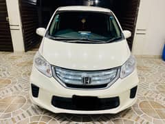 Honda freed hybrid 2012/2017