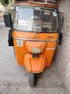 2023 ماڈل ہے رکشہ صاف ہے بہترین کنڈیشن میں کالا انجن 03004950440