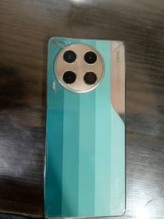 tecno camon 30