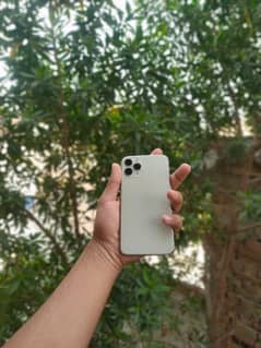 iphone 11pro Pta approved