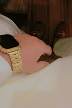 I'm selling my smart watch g9 ultra pro golden edition