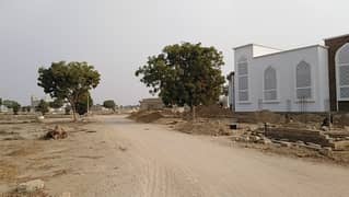 Prime Location 120 Square Yards Spacious Residential Plot Is Available In Saadi Garden - Block 5 For Sale