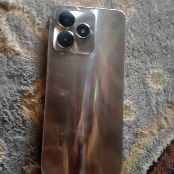sparx neo 8 plus  (4/64) with box (condition) 10/8.5 0