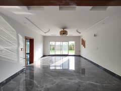 Bahria Town Phase 7  Garden City  Rawalpindi 23 Marla House Triple Story 8 Bedroom Attached Washroom With Basement Brand New Luxury House For Rent Available Rent 320