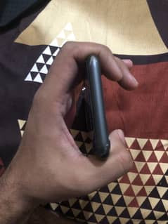 Iphone 11 jv sim work 64gb 10/10 88bh waterpack