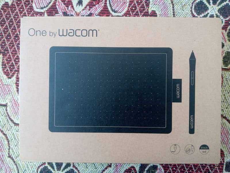 One by Wacom CTL-472 (Open Box) | Small Graphics Tablet for Beginners 1
