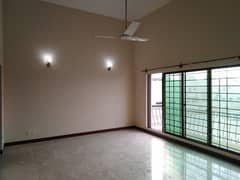 Perfect 375 Square Yards House In Askari 5 - Sector H For sale