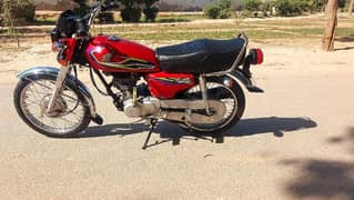 Honda 125 2017 model call 03163570130