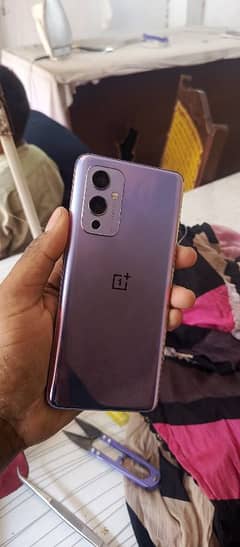 OnePlus 9