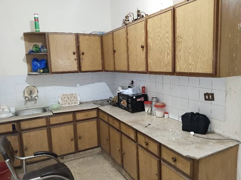 FLATE FOR RENT MODEL TOWN 1