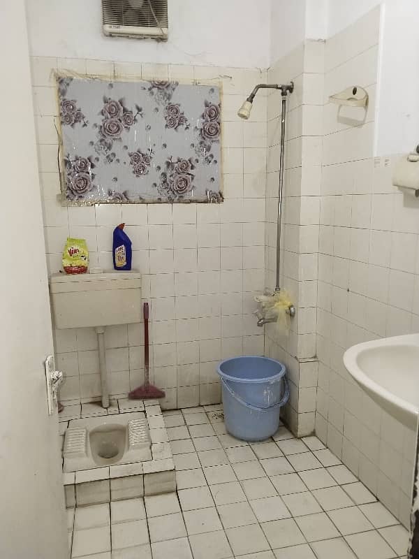 FLATE FOR RENT MODEL TOWN 3