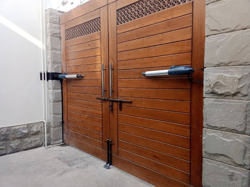 Swing Gate Opener Motor Remote control Gate 0