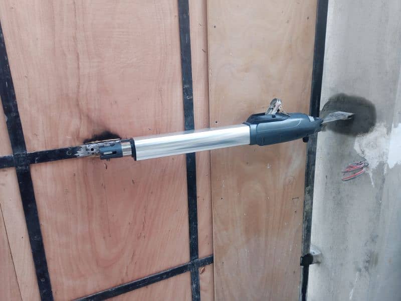Swing Gate Opener Motor Remote control Gate 4