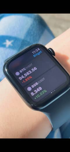 Apple Watch SE 44mm Midnight (Bought from South Korea) – Almost New!