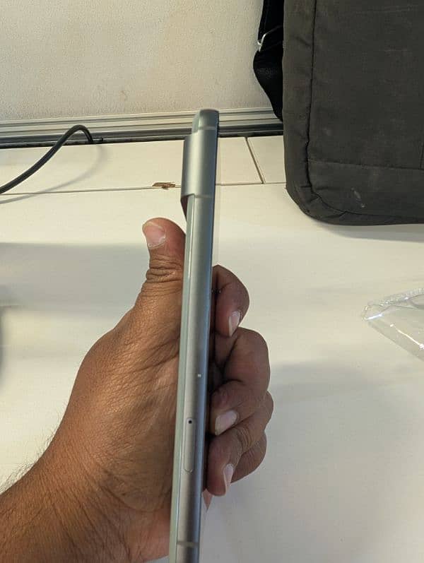 Google Pixel 8 128 GB Non PTA 3