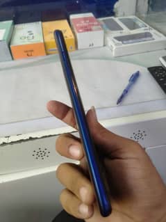 Samsung A20s 3 gb ram 32 gb memory