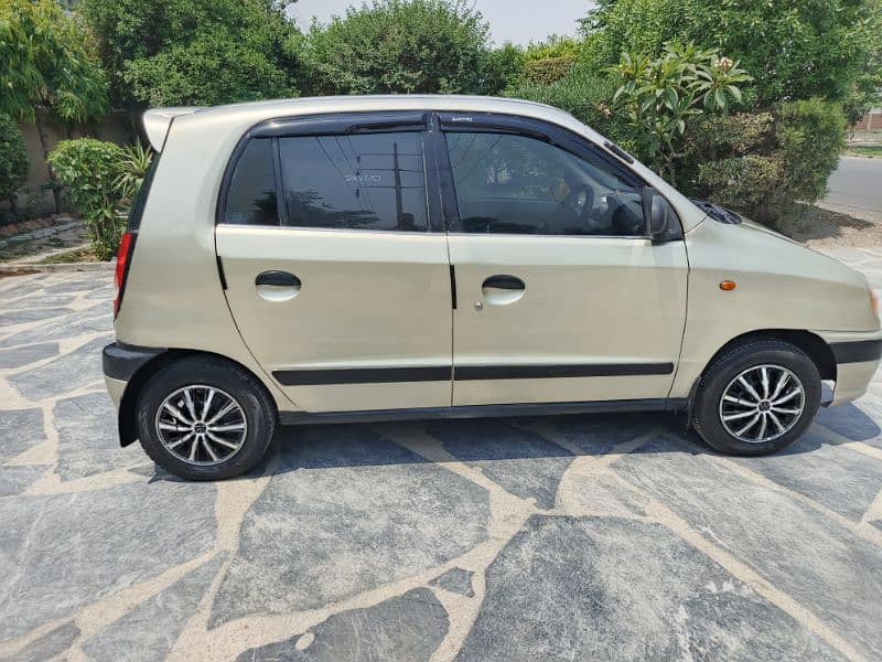 2005 Santro Executive with power steering/power windows.  0325-1195757 2