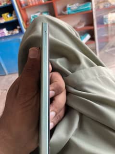 Vivo y03  4 ram 64 Tom