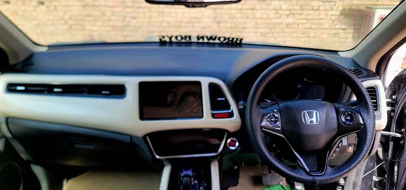 Honda vezel hybrid mdl 2015,,,17 5