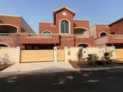 Highly-Desirable 10 Marla House Available In Askari 3