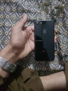 Iphon 7 non pta 03044845680 whatsap
