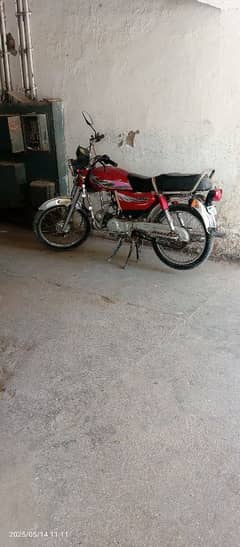 bahot mazboot super star bike