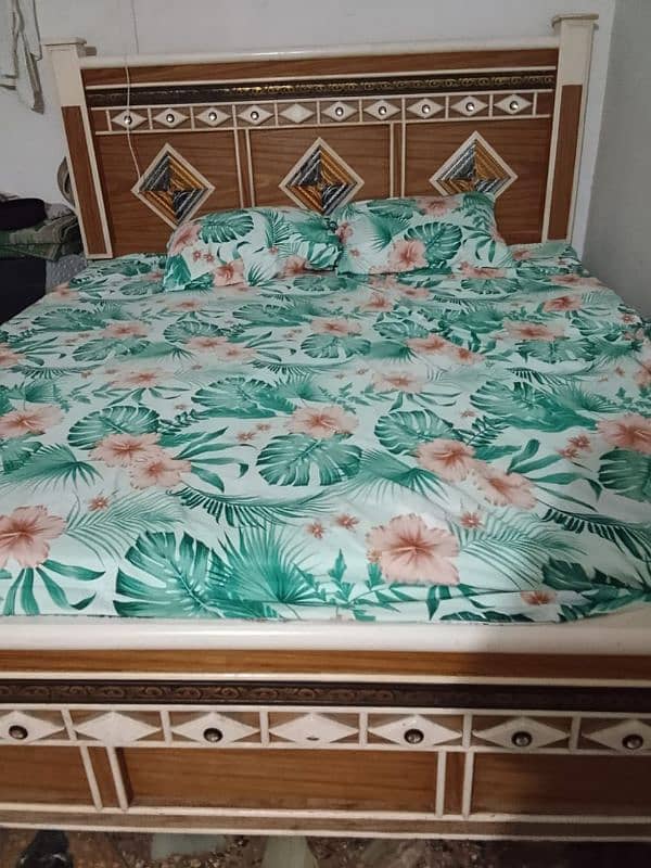 Bed set with mattress and two side tables 1