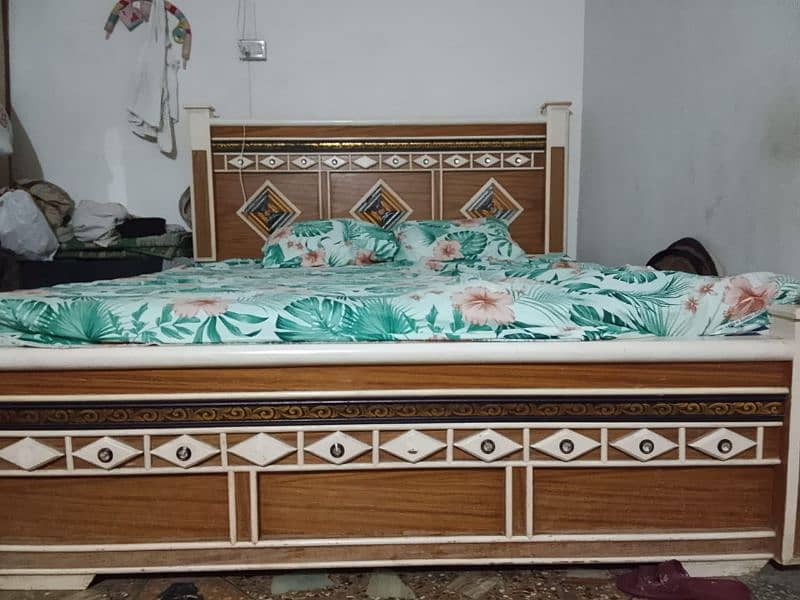 Bed set with mattress and two side tables 4