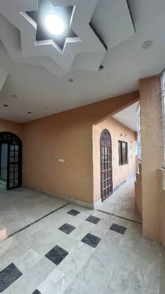 Gulshan-e-Maymar - Sector T House For rent Sized 240 Square Yards