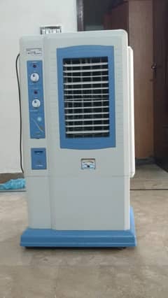 NEW CONDITION WATER COOLER FOR SALE