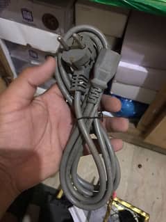 computer cable are available only 550per peaae