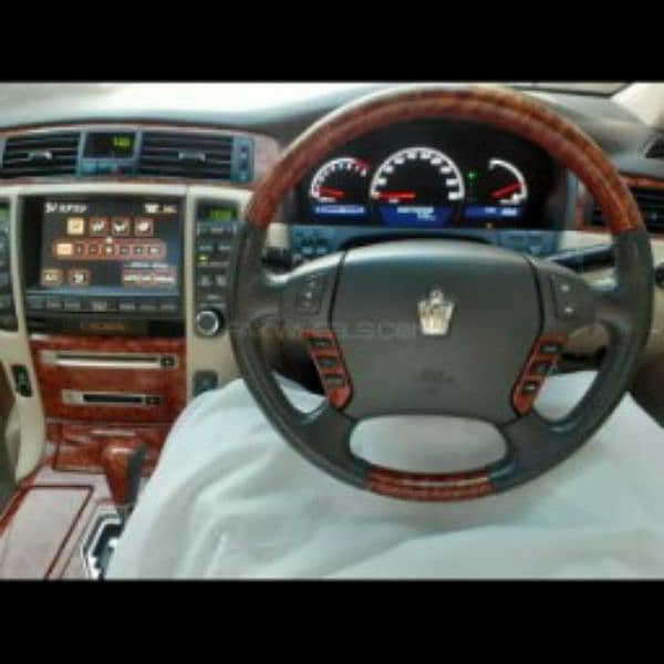 Toyota  crown  2006 royal saloon  streeng weel 2