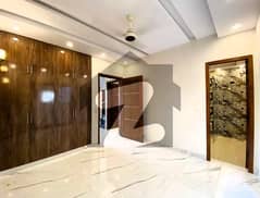 1 Kanal Luxurious Upper Portion On Top Location For Rent in DHA Phase 2 Lahore