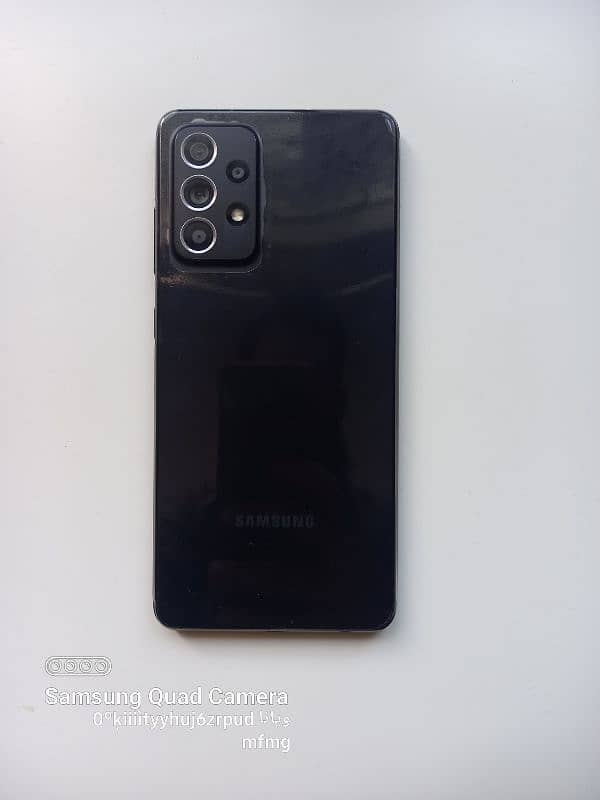 Galaxy A52s 5G in good condition with box 1