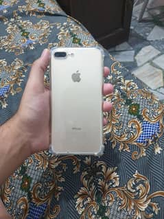 I phone 7 plus 128gb pta Approved