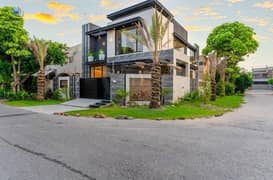 08 MARLA GRANDIOSE HOUSE FOR SALE IN DHA PHASE 9 TOWN