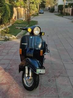 vespa scooter