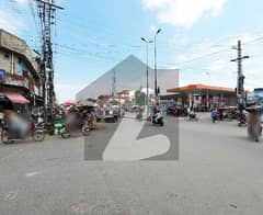 Get An Attractive Corner Commercial Plot In Lahore Under Rs. 300000000
