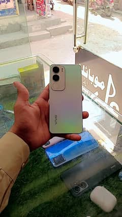Y19S 4+4 128 new