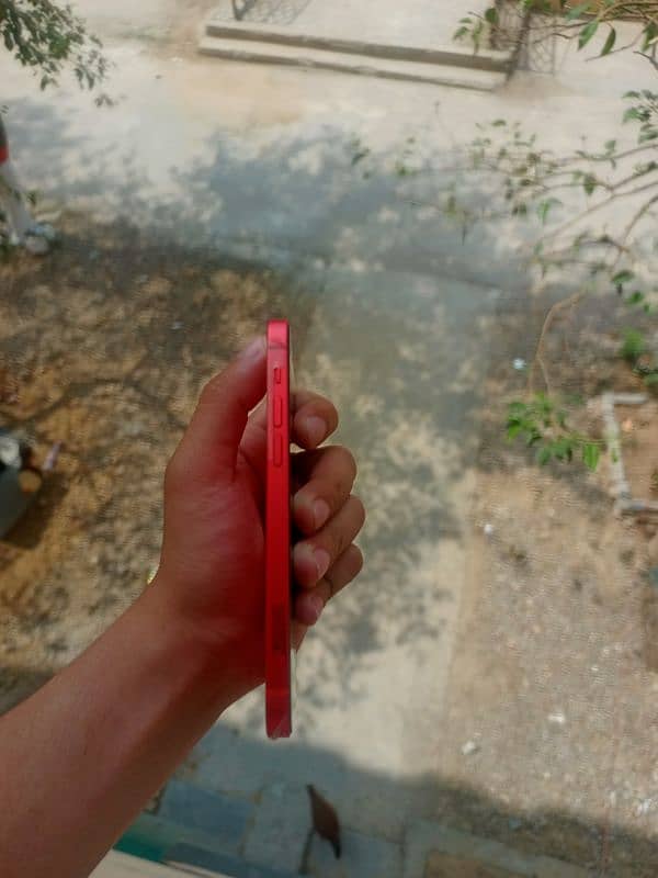 iphone 12 red non pta factory unclock sim. working 4
