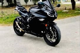 Kawasaki Ninja ZX300 2025,Kawasaki ninja Heavy Bikes 2025 fresh Import