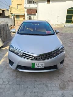 Toyota Corolla GLI 2016 total jenion minor touching side py