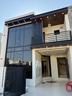 Ideal Prime Location 5 Marla House Available In Park View City - Tulip Block, Lahore