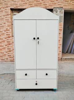Wardrobe/Almari/cupboard/wooden Almari/wood cupboard/