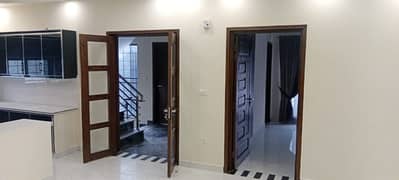 10 Marla Marvelous Luxury Home Available for Sale In Bahria Town Hussain Block. Sector C.